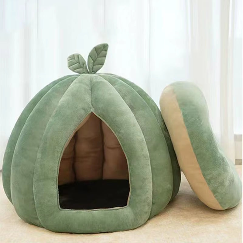 Cat Beds Thickened Enclosed Pet Cat House Bed Pumpkin Cat Hideaway Winter Supplies for Kittens Small Dogs Pets